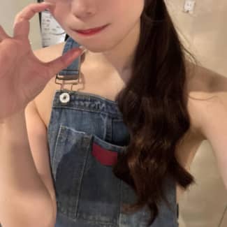 女性