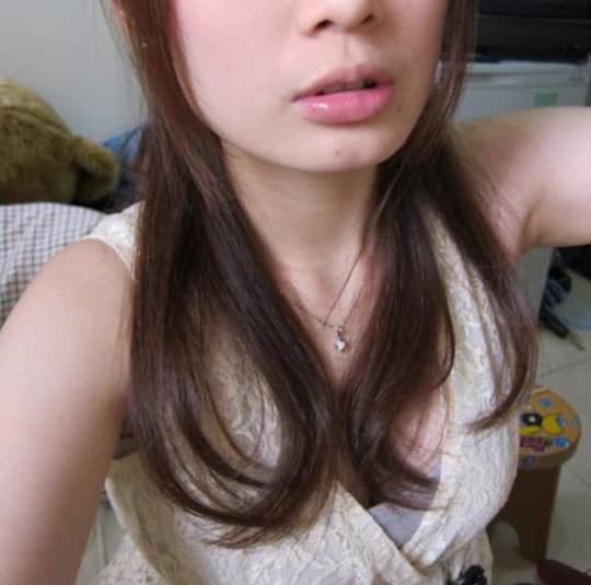 女性の画像