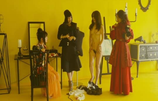 筒井真理子 エロ