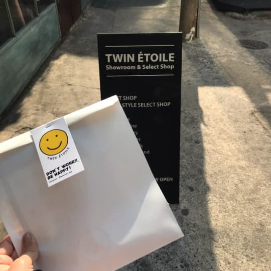 TWIN ETOILE SHOP看板