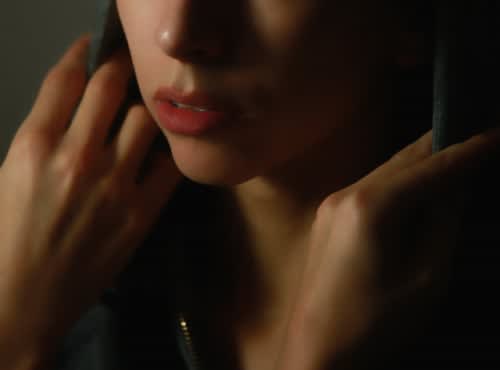 女性