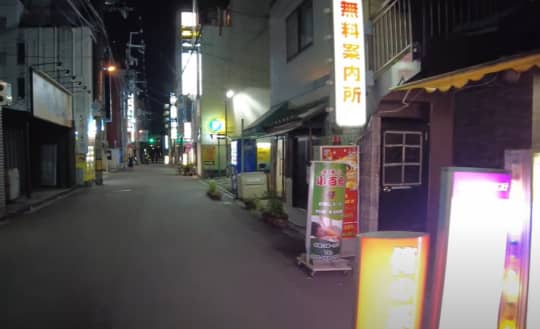 西中島繁華街