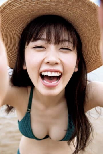 小芝風花 おっぱい
