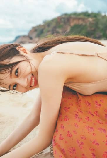 梅澤美波 おっぱい