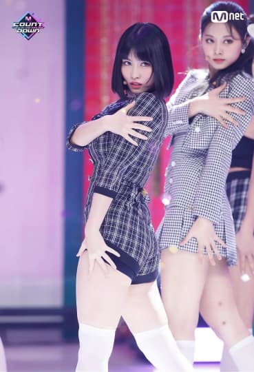 TWICE Momo(モモ) エロ