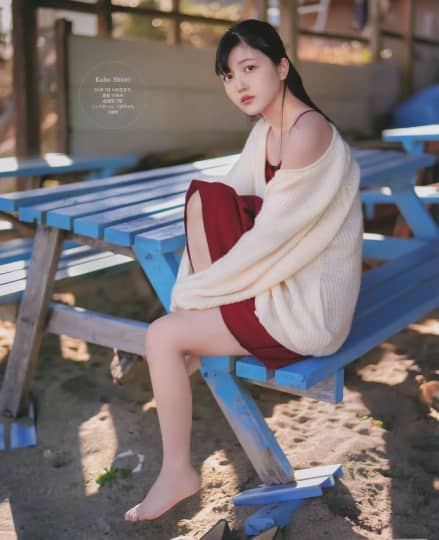 久保史緒里 おっぱい