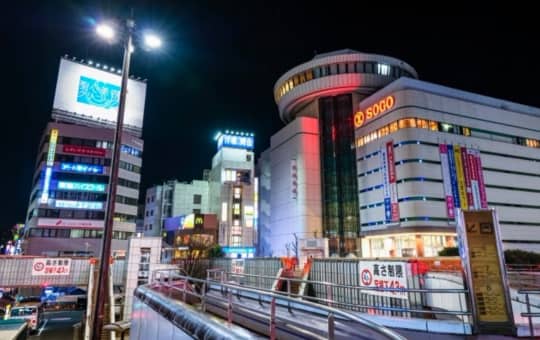 埼玉の夜の街