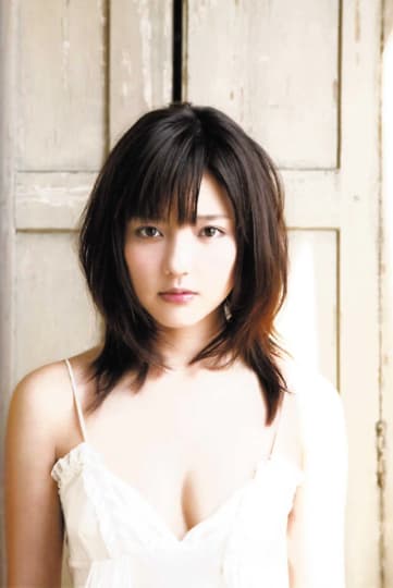 真野恵里菜 エロ