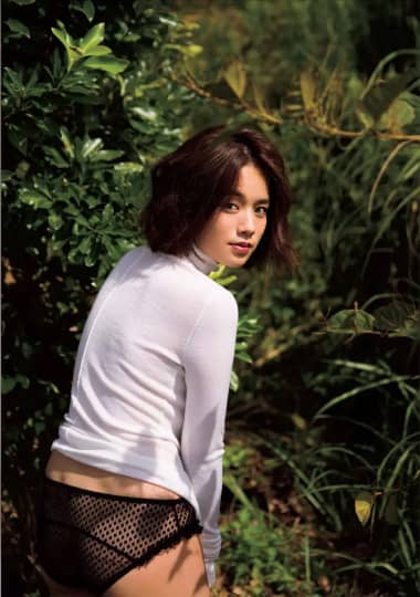 筧美和子 おっぱい