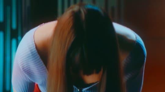 石田ニコル エロ