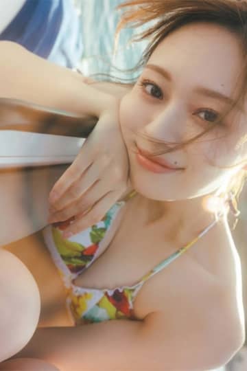 梅澤美波 おっぱい