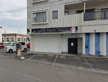 お店の前