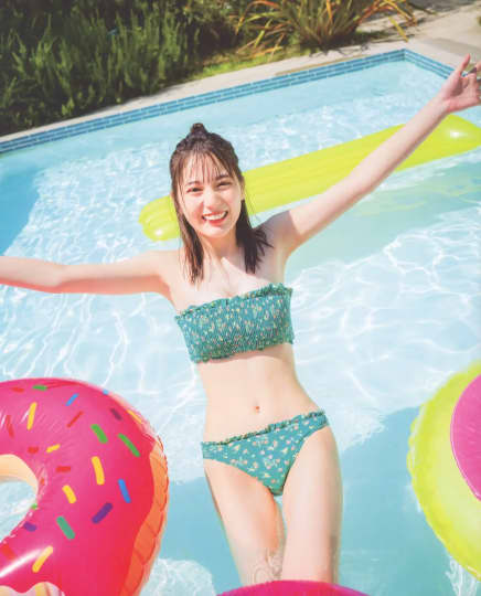 小坂奈緒 おっぱい