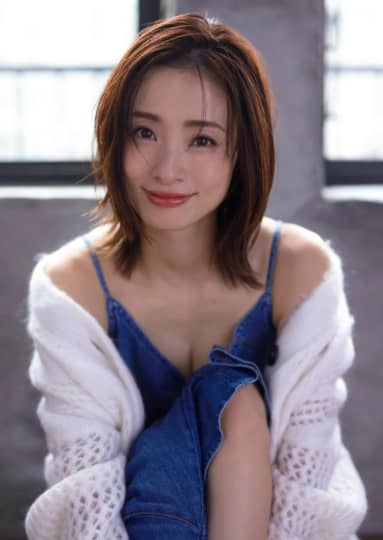  上戸彩 おっぱい