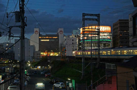 小田急線の町田駅の南西