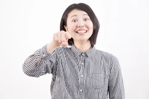嫌味を言う女性