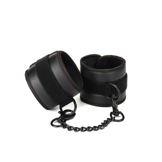 https://www.liebeseele.jp/products/veganfetish-handcuffs