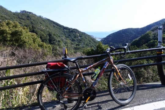 海岸から遠くなります