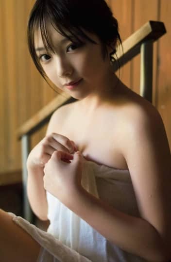 与田祐希 おっぱい