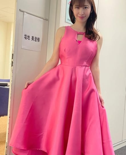 塩地美澄　乳首