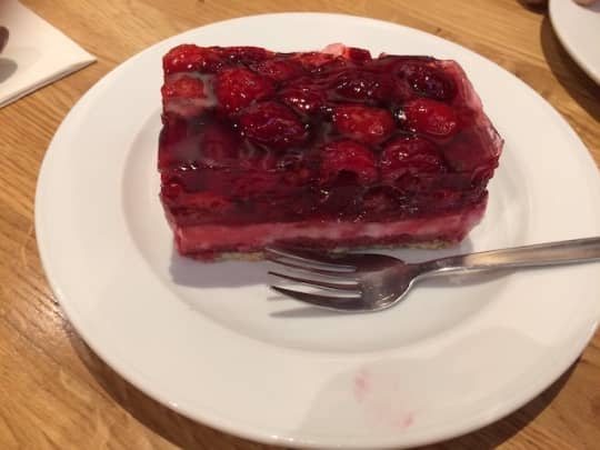 フルーツのケーキ