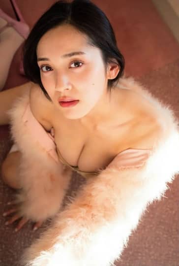 都丸紗也華 エロ