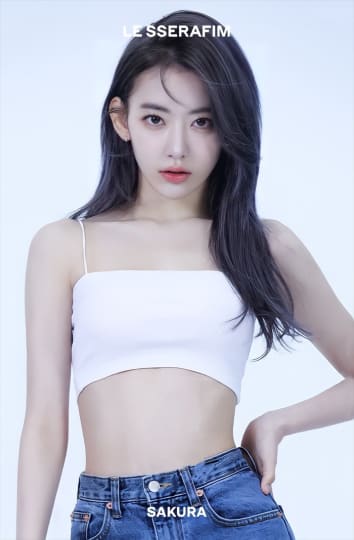 宮脇咲良 おっぱい