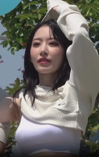 宮脇咲良 エロ
