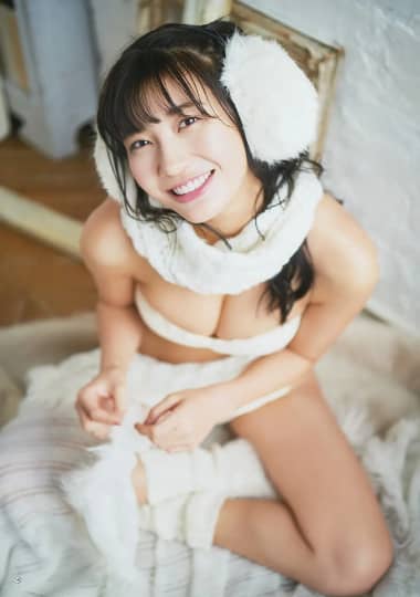 小倉優香 おっぱい