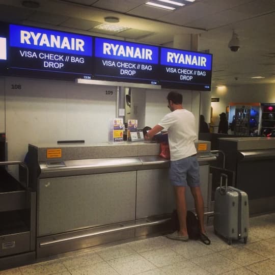 Ryanair　ビザチェック