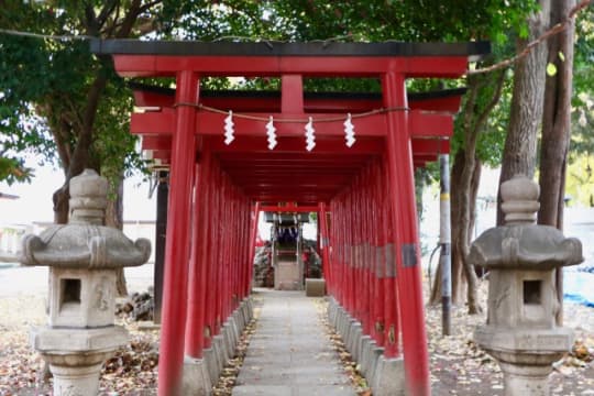 花園神社　威徳稲荷神社