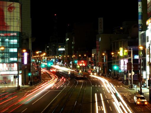 夜の高知市街