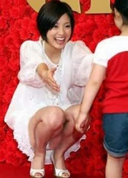 上戸彩のパンチラ