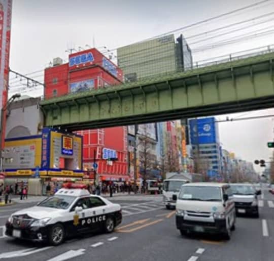 大通り沿いのマツモトキヨシ