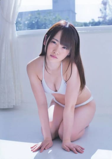 川栄李奈　おっぱい
