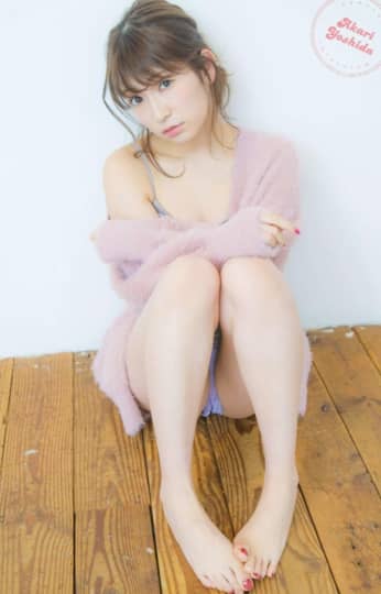 吉田朱里のエロいまんすじで妄想！