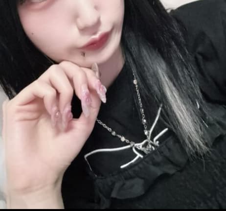 女性