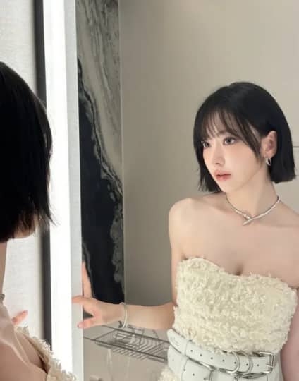 SAKURA(宮脇咲良) おっぱい