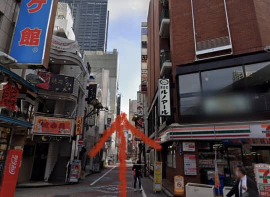 アクセス
