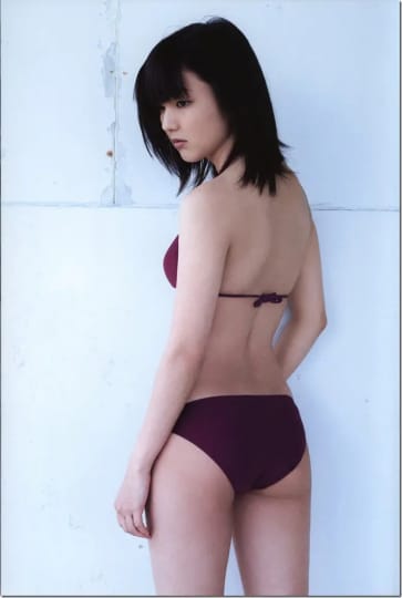 真野恵里菜 おっぱい