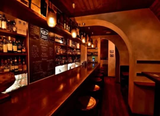 TOM'S BAR(トムズバー)