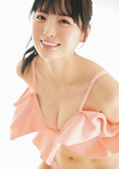 由良ゆら おっぱい