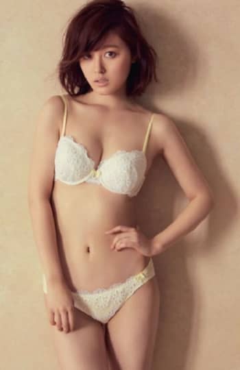 久住小春 おっぱい