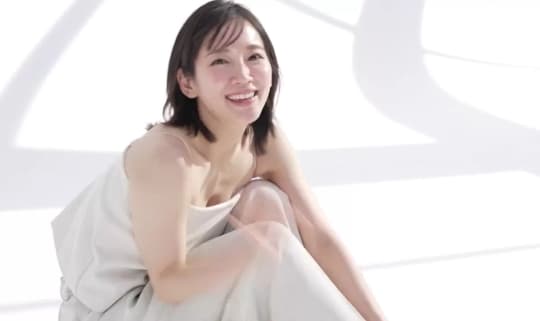 吉岡里帆