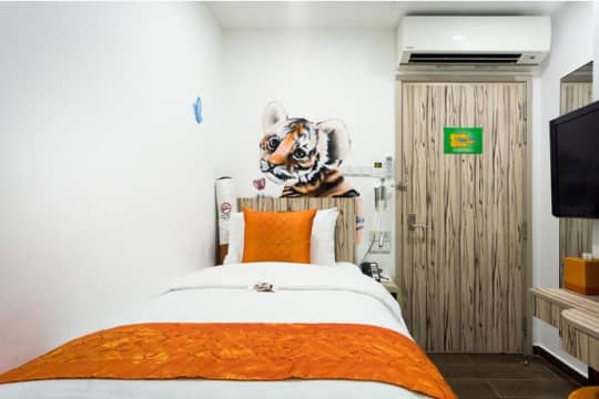 マッサージパーラー