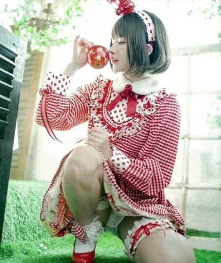 えなこ