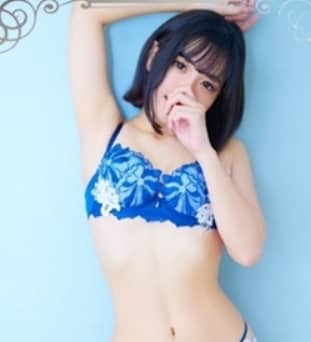 女性