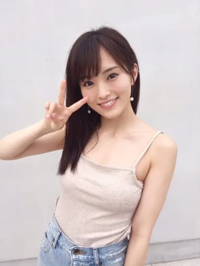 山本彩 おっぱい