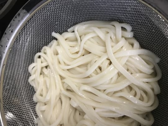 茹でたてさぬきうどん