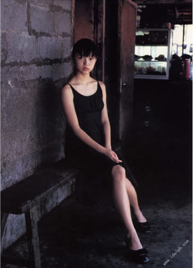 宮崎あおいのエロいパンチラ画像